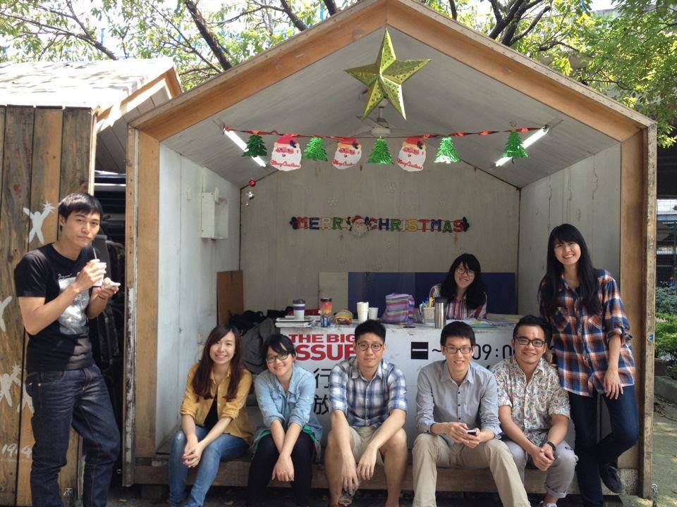 《大誌》甚受台灣的大學歡迎，雜誌也有邀請同學協助在校內進行推廣。（圖片來源：The Big Issue Taiwan Facebook）